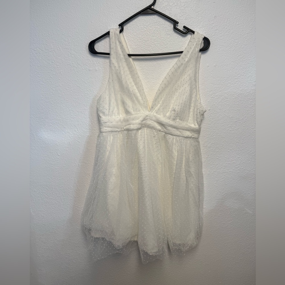 TCEC Ivory Swiss Dot Deep V Sleeveless Mini Dress Size M
